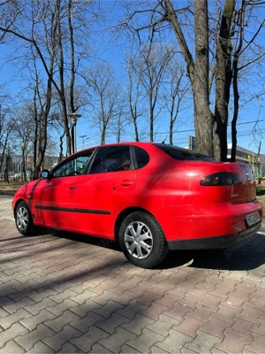 Seat Cordoba    An Fabricatie 2004 - imagine 2