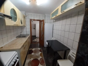 Vanzare Apartament 2 camere cf.1 decomandat,etajul 3, mobilat si utilat, Bulevardul Dorobantilor  - imagine 4