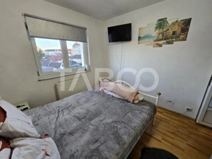 Apartament decomandat de vanzare 3 camere 2 bai pivnita Turnisor Sibiu - imagine 8