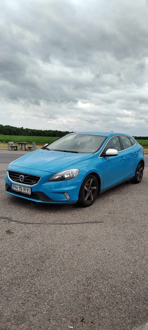 Volvo v40 diesel 1.6 motor d2 2015, pachet R-Design consum mic 