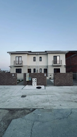 AV680 Duplex 4 camere, Mosnita Noua, P+1E, strada betonata, toate utilitatile