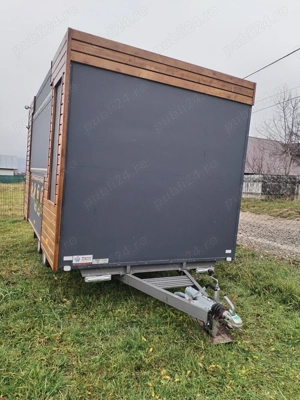 Vînd rulota fas food echipată complet mai multe detalii la telefon 