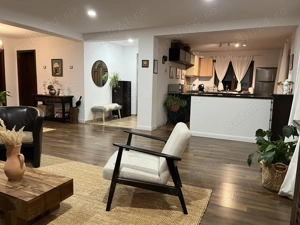 Vilă Premium în Corbeanca-Ostratu | 5 Dormitoare, Grădină Matură și Intimitate lângă Paradisul Verde - imagine 6