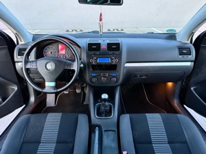 Volkswagen Golf 5 2009 *UNITED* Benzina 6+1 Viteze - imagine 8