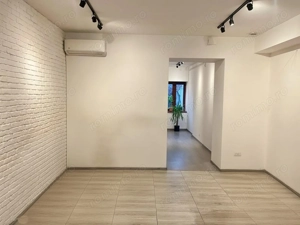 De închiriat spațiu comercial SAD   zonă ultracentrală, stradă pietonală- 340 - imagine 2