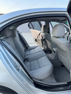 BMW Seria 5 520d E60 2.0 Diesel  - imagine 7