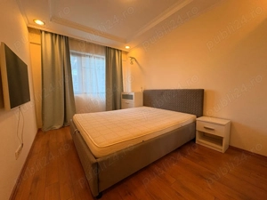 Particular, inchiriez apartament 3 camere, piscina, vedere padure - imagine 3