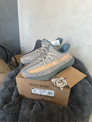 Adidas Yeezy Boost 350 V2 Israfil