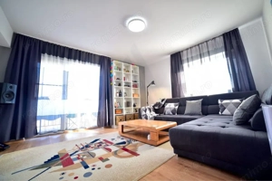 Apartament 3 camere, 2 băi, etaj 2/4 + loc de parcare – Piața Cluj