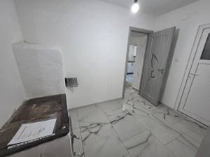 De vânzare casă în Tormac, județul Timiș   la doar 38 km de Timișoara - imagine 9