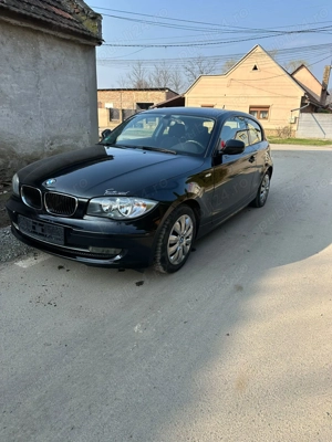 BMW seria 1 benzină 1,8 an 2010 - imagine 3