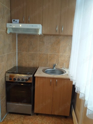 închiriez apartament 2 camere  - imagine 3