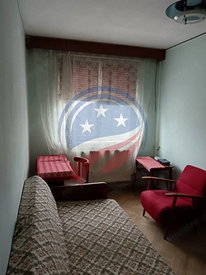 3 camere, etaj 3 – Zona George Enescu – ideal pentru renovare