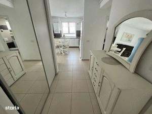 Apartament de 3 camere Avantgarden-Tractorul