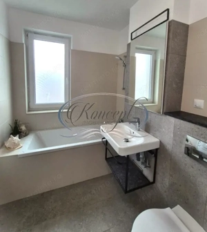 Apartament modern cu parcare in vila - imagine 9