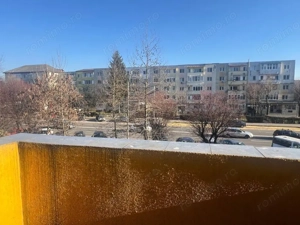 Vintage apartament 4 camere, B-dul București / Regele Mihai,decomandat etaj 2 - imagine 2