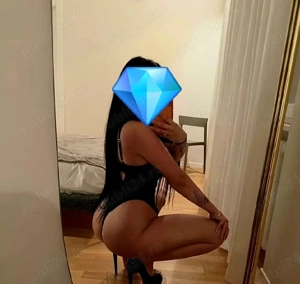 webshow content footfetish cadouri for sell