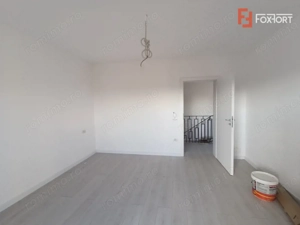 Duplex 4 camere si teren de 250 mp Chisoda - imagine 8