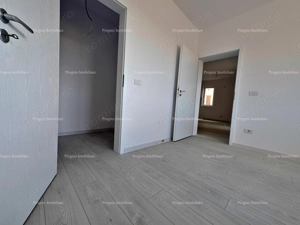 Apartament 3 camere - BLOC NOU - 1 loc parcare inclus - 86.000 euro (TVA inclus) - imagine 11