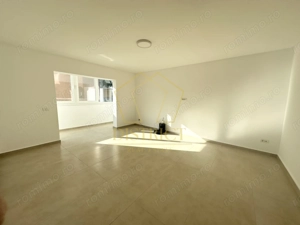 Apartament cu 4 camere decomandat | Etaj 1 | Complexul Studentesc