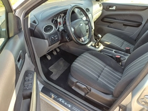Ford Focus 1.6 benzina, 100 Cp., AC functional etc - imagine 7