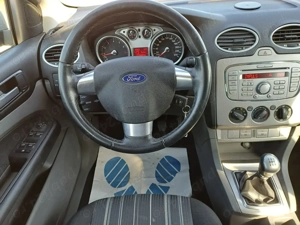 Ford Focus 1.6 benzina, 100 Cp., AC functional etc - imagine 9