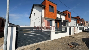 Duplex 4 camere | La asfalt | Toate utilitatile | Statie de autobuz