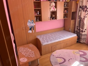 Vând mobilă dormitor 