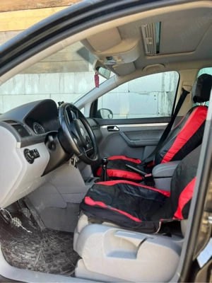 Vând Volkswagen Touran - imagine 8