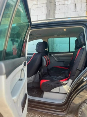 Vând Volkswagen Touran - imagine 2