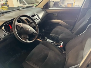 Vând Mitsubishi Outlander 4X4, 2,0 diesel, 2008 - imagine 5
