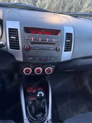 Vând Mitsubishi Outlander 4X4, 2,0 diesel, 2008 - imagine 9