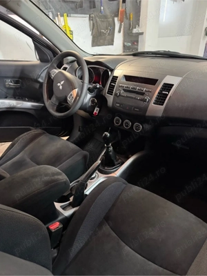 Vând Mitsubishi Outlander 4X4, 2,0 diesel, 2008 - imagine 10