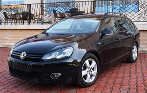 VW Golf 6 an 2013 model Match - foarte dotat