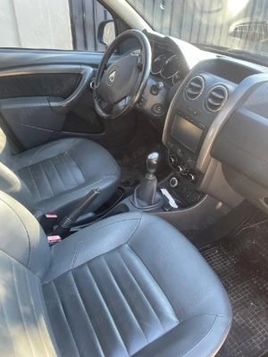 Dacia Duster, an fabricație 2014 - imagine 2