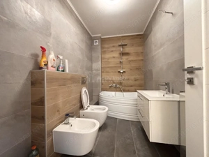 Apartament 3 camere bloc nou - 68 mp  util + balcon 10 mp - Mobilat si utilat - Parcare inclusa - imagine 9