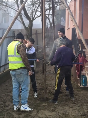 Foraje puțuri Bacau  - imagine 3