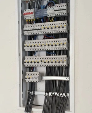 Echipă electricieni autorizați | Instalații electrice complete | Case   Apartamente | Argeș - imagine 3
