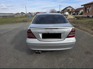 vand Mercedes Benz C200 W203  - imagine 2