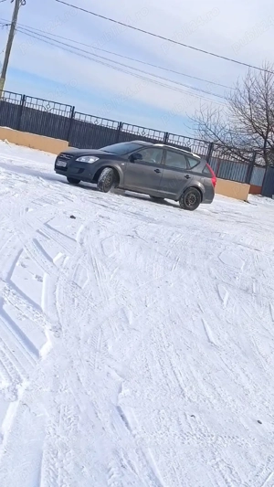 Vând kia ceed  - imagine 2