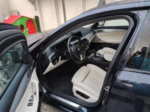 BMW 530e Plug-in Hybrid | 252 CP | An 2019 | EURO 6 | Automată     - imagine 3