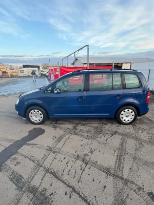 Vand Volkswagen Touran  - imagine 7