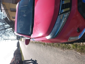 Vând Suzuki Vitara hibrid  - imagine 3