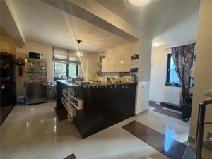 Casa tip duplex ~ 4 camere 2 bai ~ teren 200mp - imagine 2