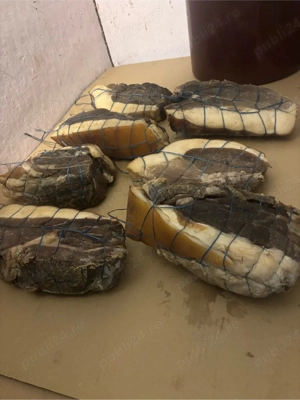 vând suncă afumata