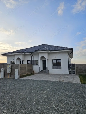 Vand duplex in Sanandrei