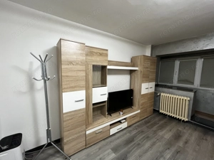 Garsonieră renovată 2025, parter, mobilată complet, zona Titan - imagine 2