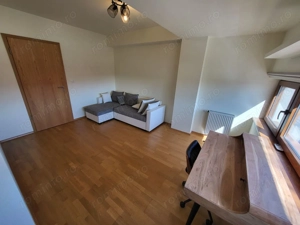 Apartament deosebit. Terasa 35 mp. Zona linistita in oras - imagine 11