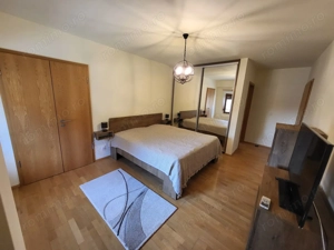 Apartament deosebit. Terasa 35 mp. Zona linistita in oras - imagine 8