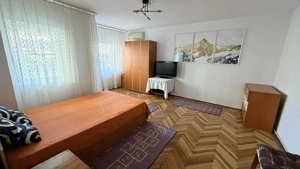 Inchiriez garsoniera recent renovata, cu contract ANAF, decomandata, situata in Drumul Sarii 